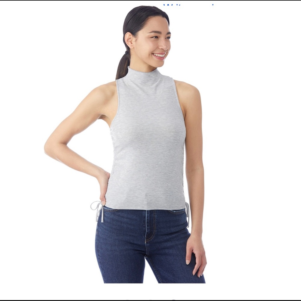 Side string funnel neck top!